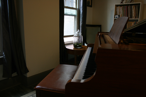 piano studio 1